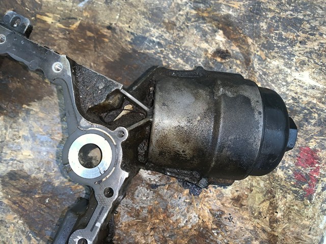 2012 Porsche Panamera 4.8L Upper Oil Pan OEM 94810716123