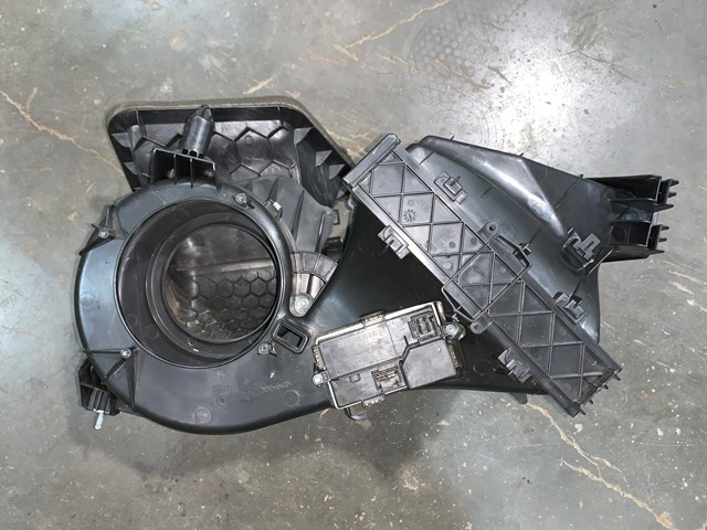2012 Porsche Panamera Blower Motor Heater Motor Housing OEM
