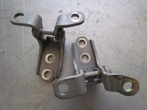2004 Acura RSX RH Passenger Door Hinge Set