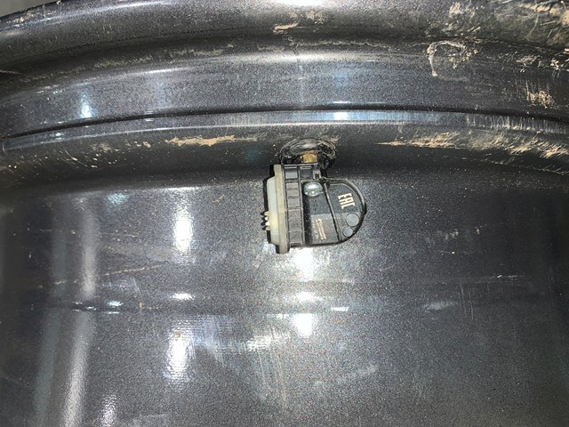 2022 Subaru WRX Wheel 18x8-1/2 OEM (SEE DETAILS)