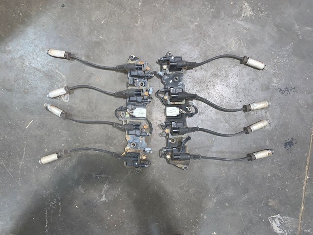 2005 Chevy Silverado 2500 6.0L Ignition Coil Pack Rack Set OEM