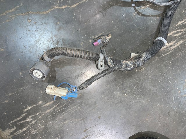 2005 Chevy Silverado 2500 6.0L Engine Wire Harness OEM (Read Description)