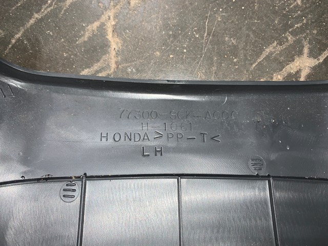 2000 Acura TL LH Driver Knee Bolster Trim OEM 77300-S0K-A000