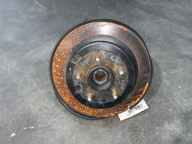 2004 Nissan 350z Rear RH Passenger Spindle OEM R9620