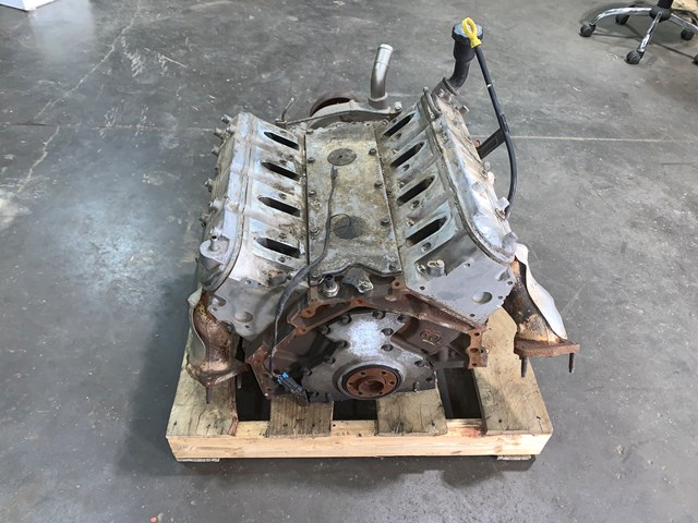 2005 Chevy Silverado 2500 6.0L Engine Core OEM (FOR PARTS/REMAN)