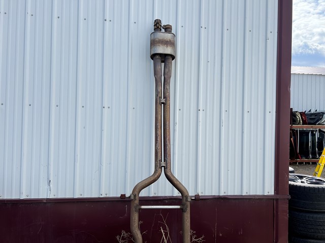 2012 Porsche Panamera 4.8L Exhaust Muffler Resonator Mid Pipe Assembly OEM