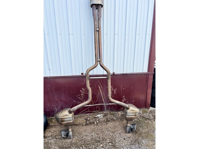 2012 Porsche Panamera 4.8L Exhaust Muffler Resonator Mid Pipe Assembly OEM