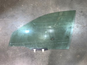 2000 Acura TL Front LH Driver Door Window Glass OEM