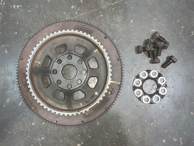 2006 Maserati Quattroporte Engine Transmission Flywheel Flex Plate OEM