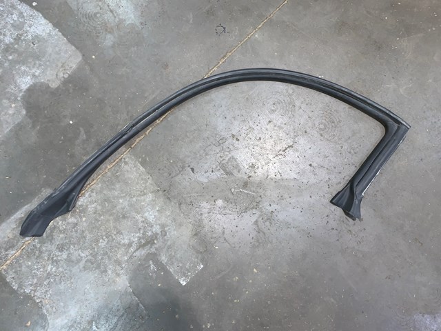 2023 Toyota GR86 LH Driver Upper Door Window Seal ON BODY OEM
