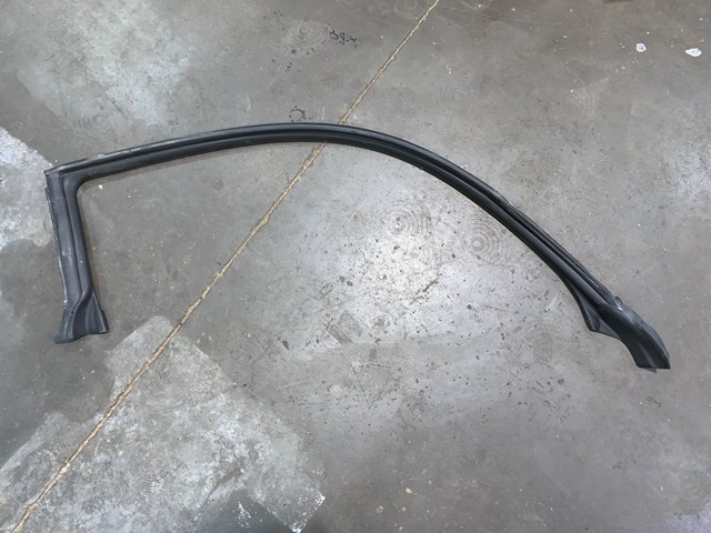2023 Toyota GR86 RH Passenger Upper Door Window Seal ON BODY OEM