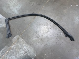 2023 Toyota GR86 RH Passenger Upper Door Window Seal ON BODY OEM