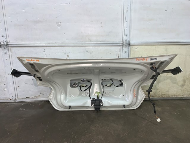 2017 Subaru BRZ Trunk Deck Lid Assembly W/ Spoiler & Back Up Camera OEM White