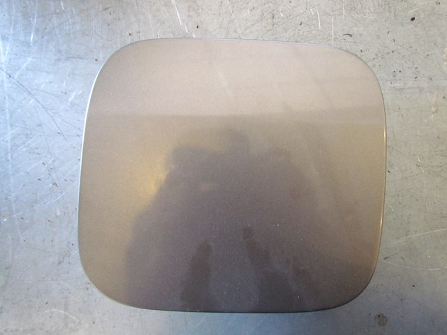 2004 Acura RSX Type S Fuel Door