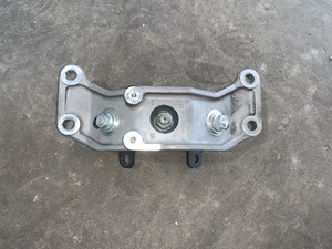 2023 Toyota GR86 AT Automatic Transmission Mount Support Bracket OEM