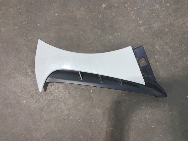 2023 Toyota GR86 Front RH Passenger Fender Trim Moulding Vent White OEM