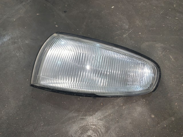 1995 Nissan 240sx S14 LH Driver Turn Signal Corner Light ICHIKOH 3358 (CRACKED)