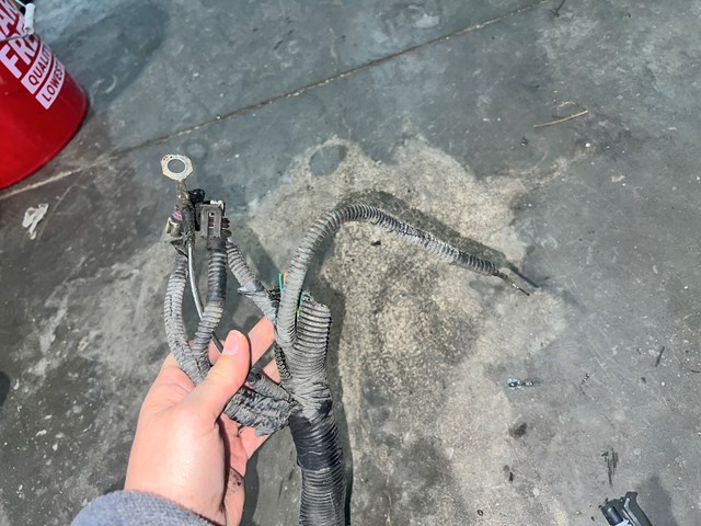 2004 Chevy Silverado 2500 HD 6.0L Engine Wire Harness OEM (FOR PARTS)