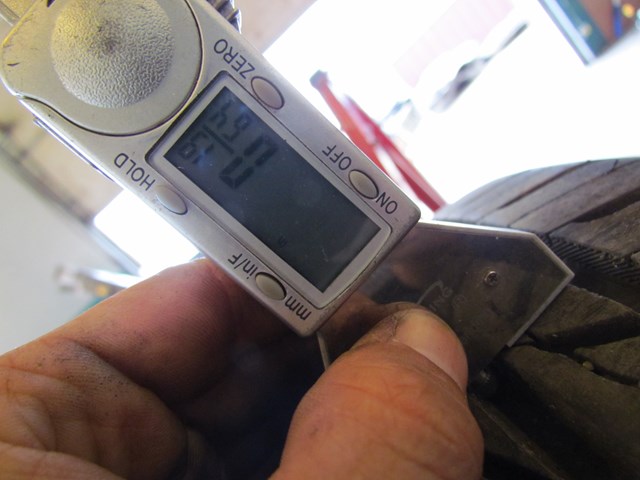 yokohama avid envigor 225/60R16 9/32