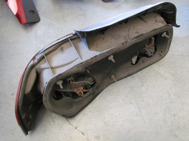 1991 Acura Integra Sedan Rear RH Passenger Tail Light