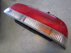 1991 Acura Integra Sedan Rear RH Passenger Tail Light