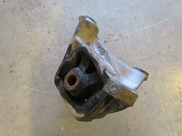2004 Acura RSX Type S MT Front Engine Mount Cracked Rubber