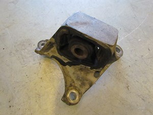 2004 Acura RSX Type S MT Front Engine Mount Cracked Rubber