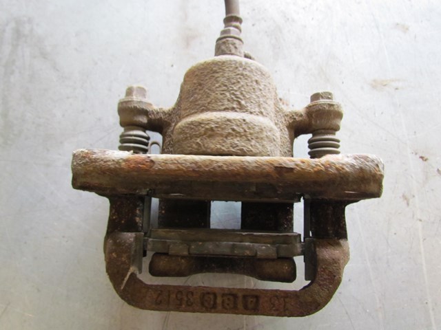 2003 Infiniti G35 Sedan Rear RH Passenger Caliper