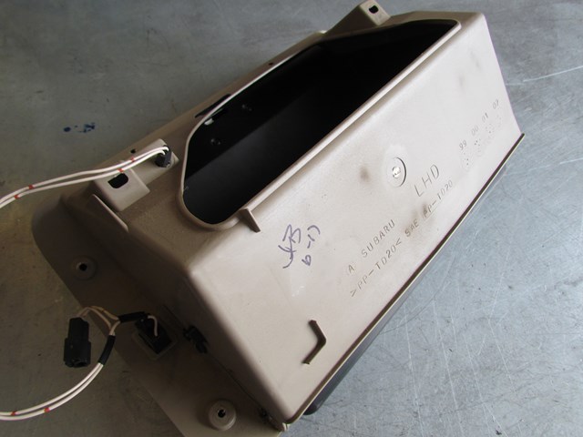 2003 Subaru Legacy Outback Glove Box