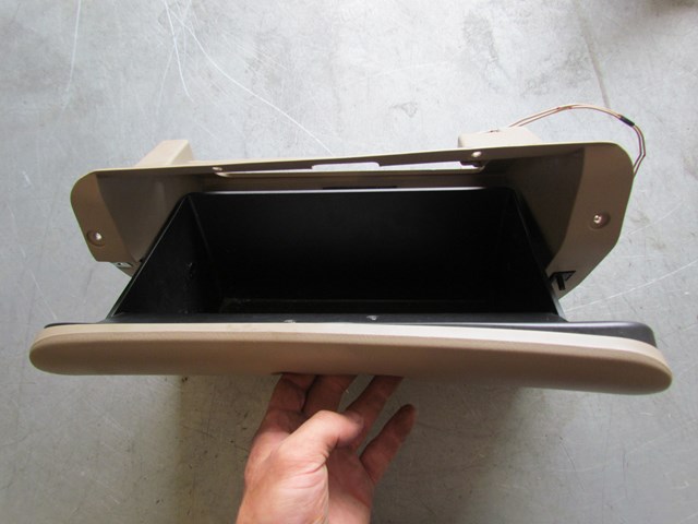 2003 Subaru Legacy Outback Glove Box