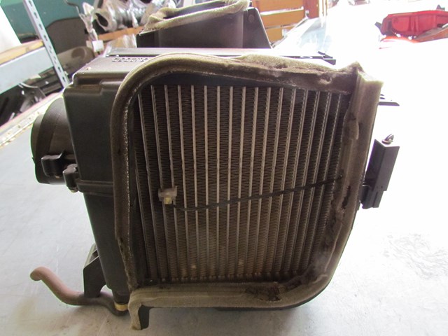 2003 Subaru Legacy Outback Blower Motor Evaporator Assy 72210AE08B