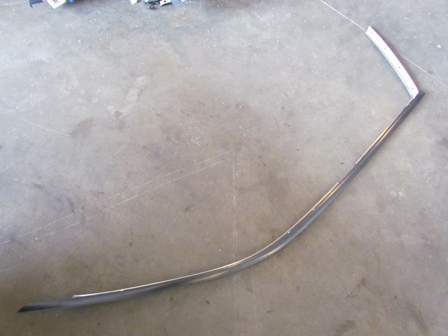 2003 Subaru Legacy Outback RH Passenger Upper Window Trim Panel