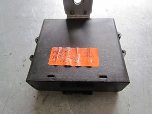 2003 Subaru Legacy Outback Cruise Control Module 87022AE028