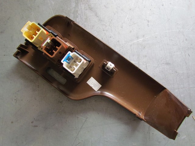 2003 Subaru Legacy Outback LH Drivers Switch Panel Fog/Cruise/Defrost