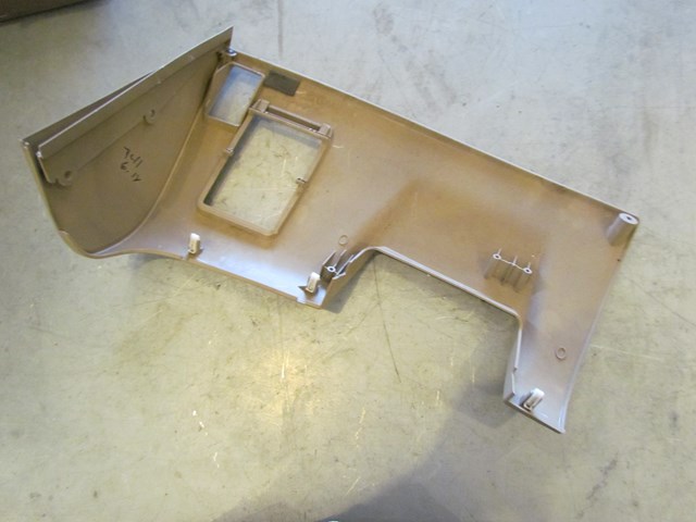 2003 Subaru Legacy Outback LH Knee Bolster