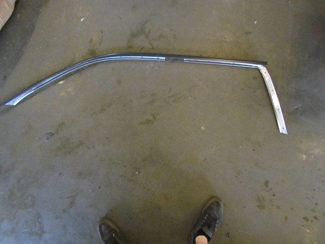 2003 Subaru Legacy Outback LH Window Trim