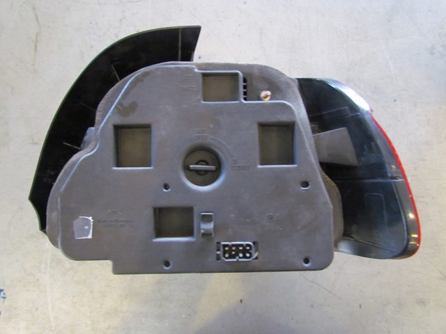 2000 BMW 528I Rear LH Drivers Tail Light