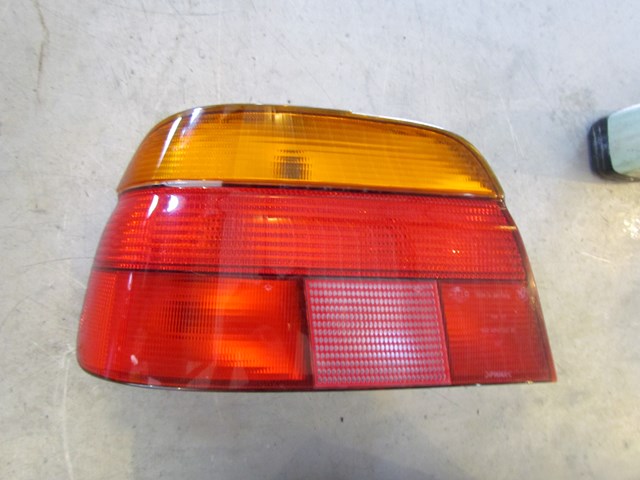 2000 BMW 528I Rear LH Drivers Tail Light