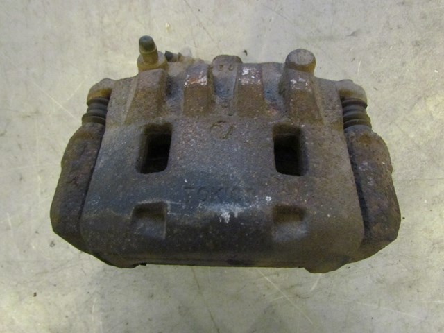 2003 Subaru Legacy Outback Front LH Drivers Caliper Bolt Siezed See Pics