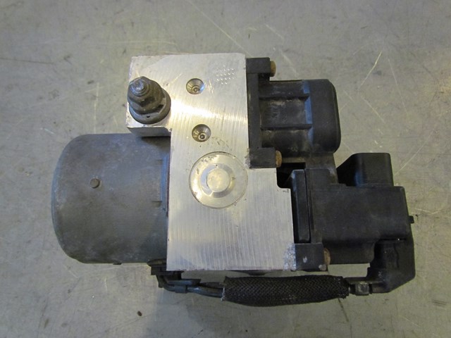 2003 Subaru Legacy Outback ABS Module Pump 27534AE06A