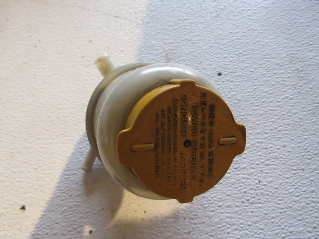 2003 Subaru Legacy Outback Power Steering Reservoir
