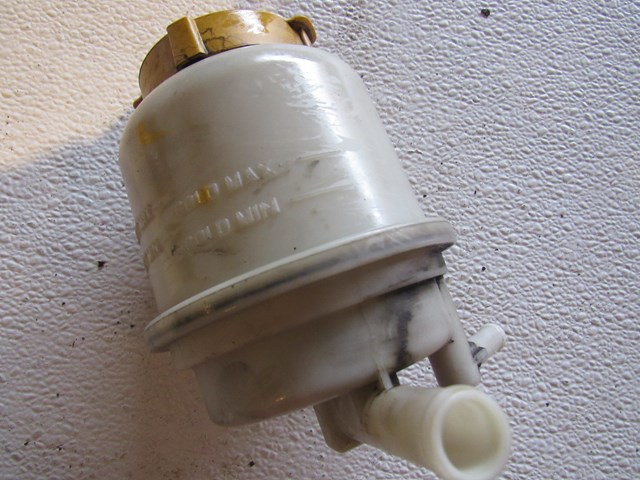 2003 Subaru Legacy Outback Power Steering Reservoir