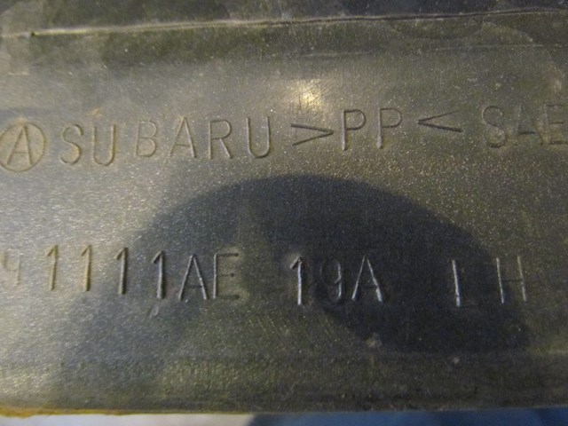 2003 Subaru Legacy Outback LH Drivers Side Skirt