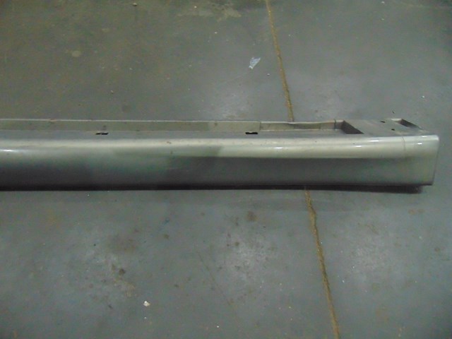 2003 Subaru Legacy Outback LH Drivers Side Skirt