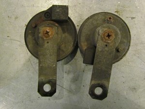 2003 Subaru Legacy Outback Horns Set