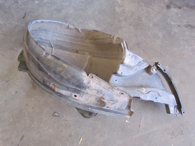 2003 Subaru Legacy Outback Front RH Passenger Fender Liner 59110FF040