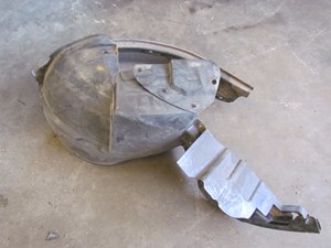 2003 Subaru Legacy Outback Front RH Passenger Fender Liner 59110FF040