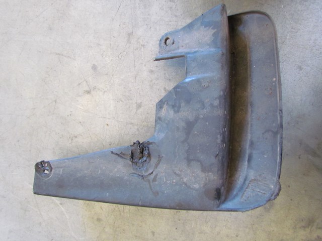 2003 Subaru Legacy Outback Front RH Passenger Mud Flap