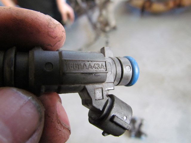 2003 Subaru Legacy Outback Fuel Injectors