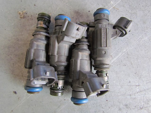 2003 Subaru Legacy Outback Fuel Injectors